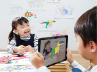 自分の“ぬりえ”が動き出す！ アナログ×ARの最新アートが子供の好奇心をくすぐるワケ