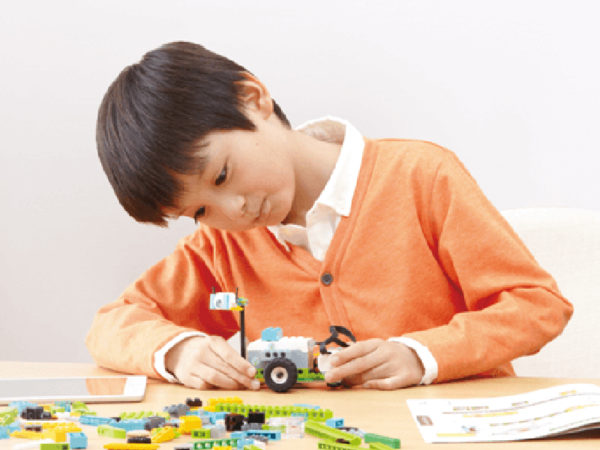 子供の習い事の選び方は? 2020年の注目は「プログラミング講座」