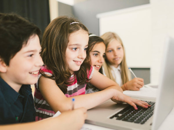 おうちで手軽に学ぶならコレ! 初めての子でも挑戦しやすい「プログラミング入門ゲーム」BEST5