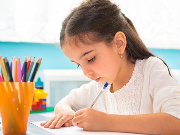 「興奮・興味・喜び」で子供の記憶力がアップ? 自宅学習でも勉強が頭に入りやすくなるコツ