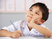 【子育てコラム】「お受験は本当に必要？」自己肯定感を育てる教育