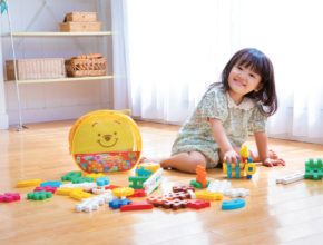 ミッキーの可愛いパズルやプーさんのブロックも！ 学研×ディズニーの知育玩具が登場