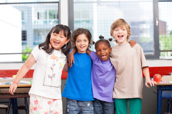 英語教育に「異文化理解」が必要な3つの理由とは? “VUCA時代”の親と子供たち