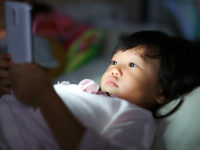 わが子のゲームやりすぎが心配なパパママ必見！ 子供の目と健康を守る“4つの習慣”って？