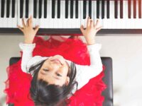 音楽と数学を学ぶことが課題解決能力を育む？ 自由で意外な発見に満ちた共通点とは