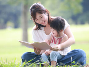 おうちで「絵本借り放題」サブスクが便利すぎる！ 子連れ図書館が大変なパパママ必見