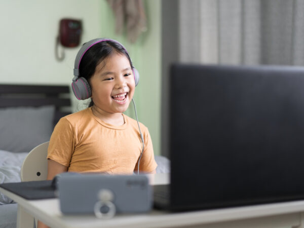 学習効果は講師の質と情熱がカギ!? 初心者の子供も安心のオンライン英会話スクール