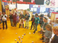 【世界の教育事情】身体を動かす国語授業やアプリでの生物探索など、話題の学び6選！