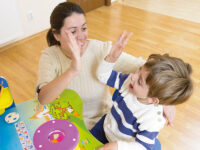 学ぶ意欲を育てるには？ 小学生になるまでに親が子供にしてあげたい「5つの心がけ」