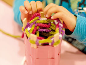 脳に良質な刺激を与える遊びって？ モンテッソーリ教育に学ぶ「非認知能力」の育て方