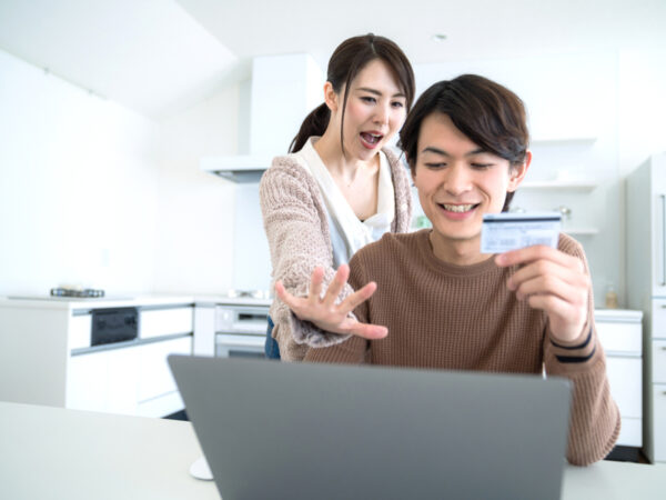 500万円以上貯蓄する夫婦の多くは妻が管理!? 子育て世帯の最新お金事情を調査！