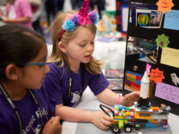 レゴブロックセットを無償で提供!? STEM教育を学べるチャリティープログラムって?