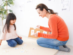 早期の英語学習はリスクへの覚悟が必要!? 幼少期にもっとも育むべき非認知能力とは