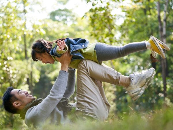 運動能力や集中力にも効果あり!? 9歳までに体幹を育てるメリット&理想的な方法