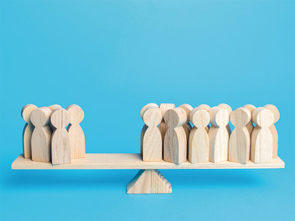 多数派が正しい社会では、生きやすい未来にはならない!? 今必要な新たな考え方とは