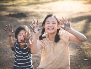 ＜募集終了＞回答が採用された方には、雑誌をプレゼント！ わが家の「きょうだいあるある」大募集！