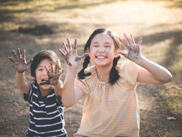 ＜募集終了＞回答が採用された方には、雑誌をプレゼント！ わが家の「きょうだいあるある」大募集！