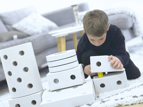 【3~7歳のおうち時間に】論理的思考力や運動能力を育む、最新知育アイテム8選!