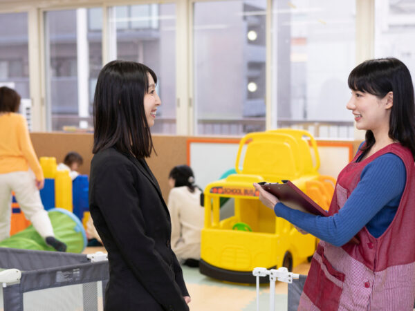 自治体職員に聞いたリアル! 特に力を入れている「子育て支援施策」と課題って?