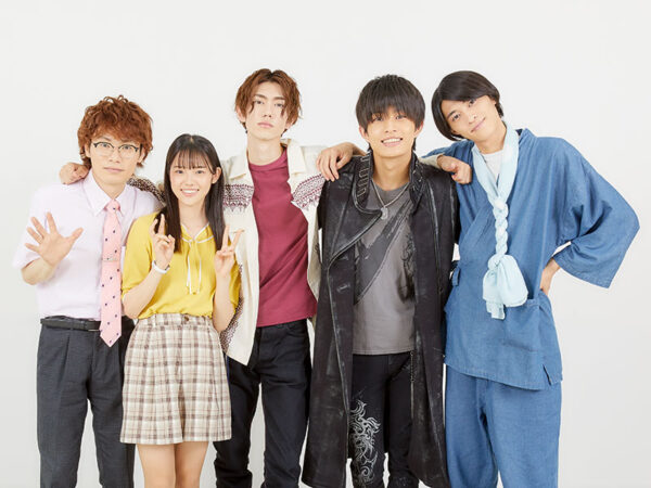 『暴太郎戦隊ドンブラザーズ』特別インタビュー! 5人の活躍を支える幼少期の学びとは