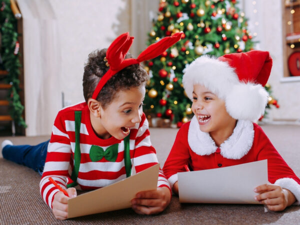 頑張った子供へとっておきのご褒美! 嬉しすぎるサンタさんからのお手紙サービスって?