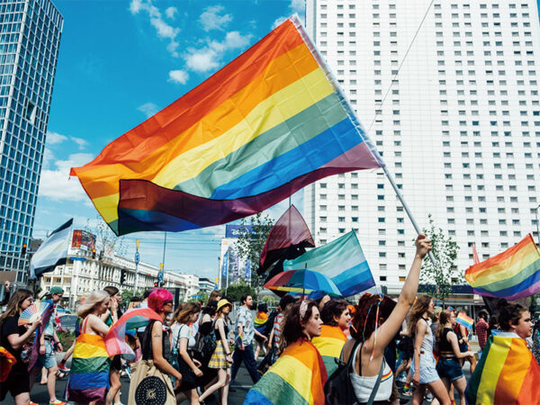 「自分に何ができるのか?」を考えられる子に。親子で話したい、権利やLGBTQのこと