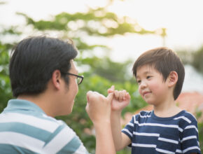 「まずは1日5分」子供との信頼関係を築くために必要な、親子の“濃い関わり方”とは