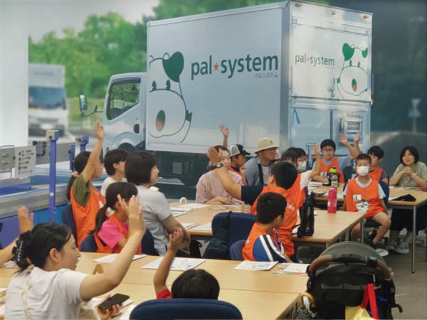 物流・ITの「おしごと体験施設」が都内にオープン! 本物に触れる親子体験会も開催