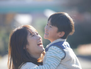 【親子のウェルビーイング教育】子どもの幸福度を高める4つの「幸せ習慣」とは