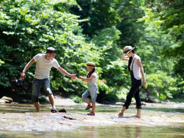 “癒やし”だけじゃない! 自然体験が子どものウェルビーイングにもたらす効果って?