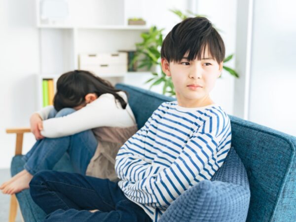 3人きょうだいの“ケンカがほぼない”家庭が実践する、親の対応&謝り方のルールって?