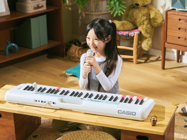 【1名様に当たる】初めての子も楽しく弾ける・歌える! カシオの最新電子キーボード