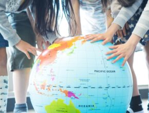 自己肯定感や主体性など、VUCAの時代に必要な「未来の地球人を育てる」教育とは