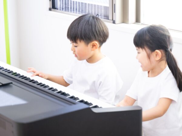 バランスの良い脳が育つ、幼児期の「聞く力」の鍛え方と音楽の効果|脳内科医監修