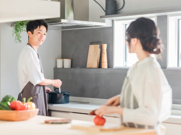 幸福度が高い子育て夫婦が実践している「共育て」のコツとは｜パパ・ママ1,000人調査