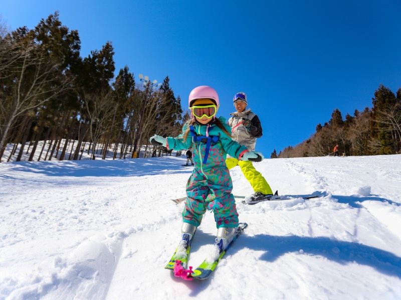 雪遊びはもっと気軽に楽しめる！ 子連れにおすすめのスノーリゾート3選